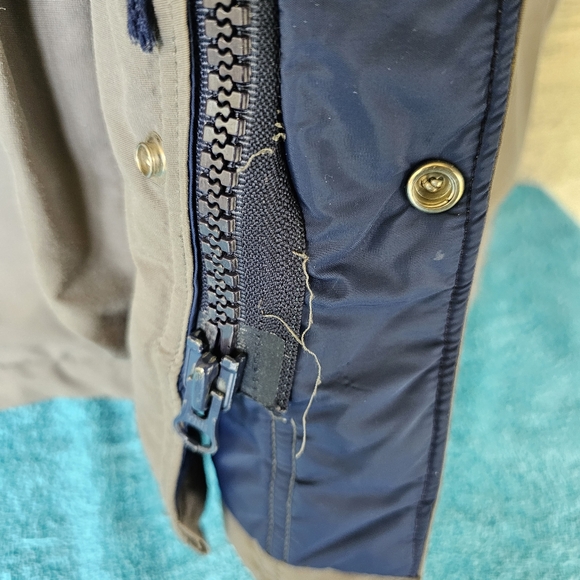 Vintage 90's Woolrich Gray Full-Zip Snap Liner Hooded Cargo Jacket Men's Medium - Picture 6 of 10